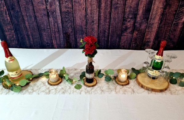 3 Baumscheiben Eiche dargestellt als Untersetzer Vase, Teelicht