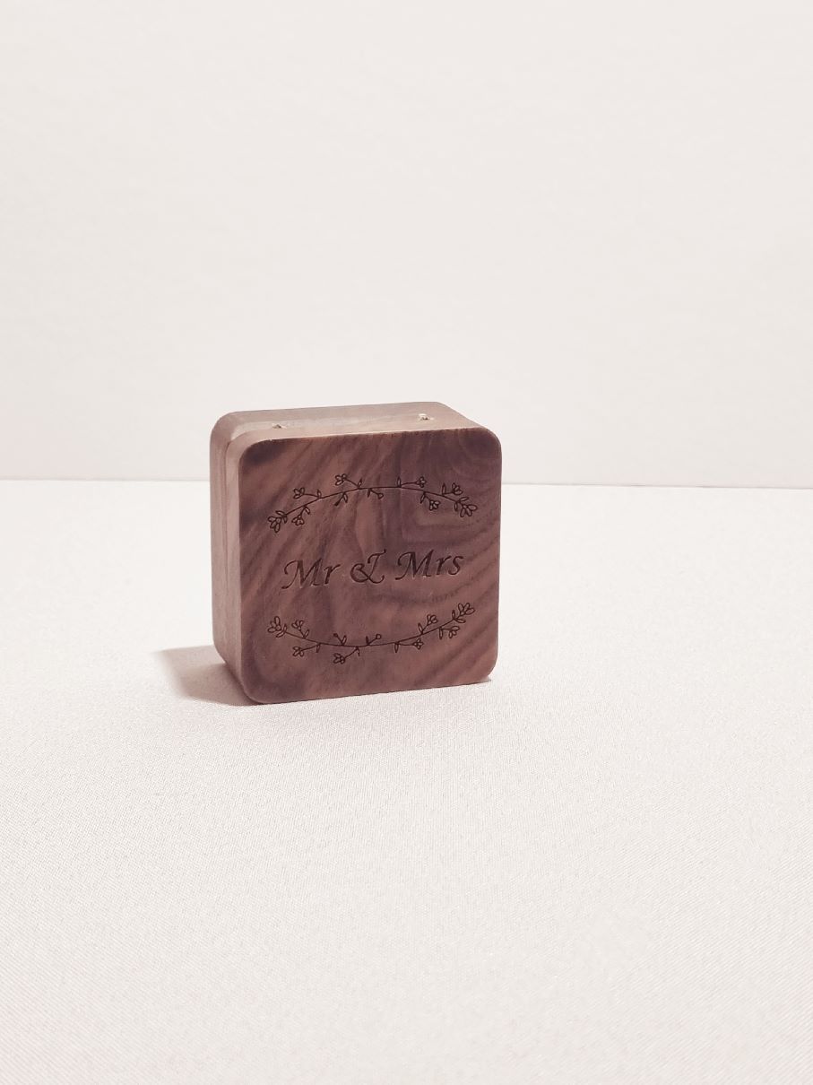 Ringbox mit Gravur Mr&Mrs