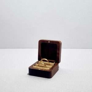 Ringkiste mit Jute