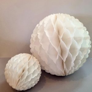 Lampion pom poms weiß