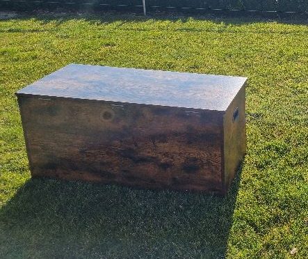 Holzkiste Ansicht von Hinten