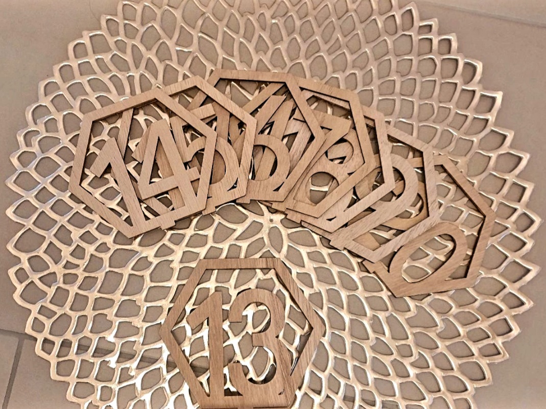 Tischnummer Holz – Bild 2