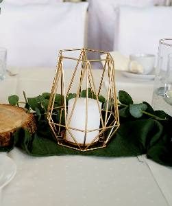 Kerzenständer gold asymmetrisch