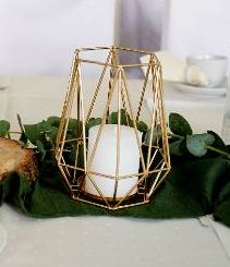 Kerzenständer gold asymmetrisch