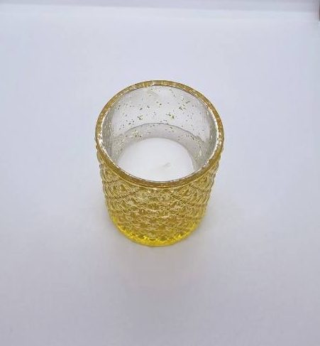 Teelicht gold mit Kerze