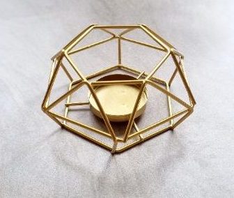 asymmetrischer Teelichthalter goldgelb