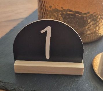 Tischnummer schwarz