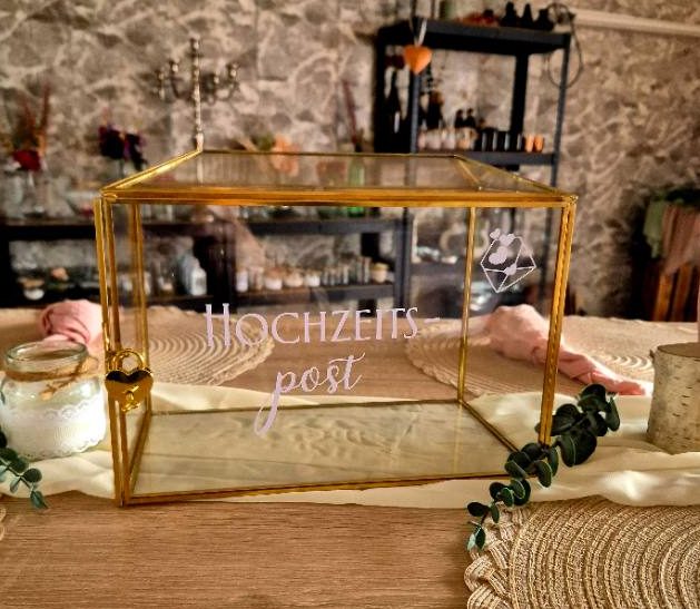 Kartenbox Gold mit Schloss